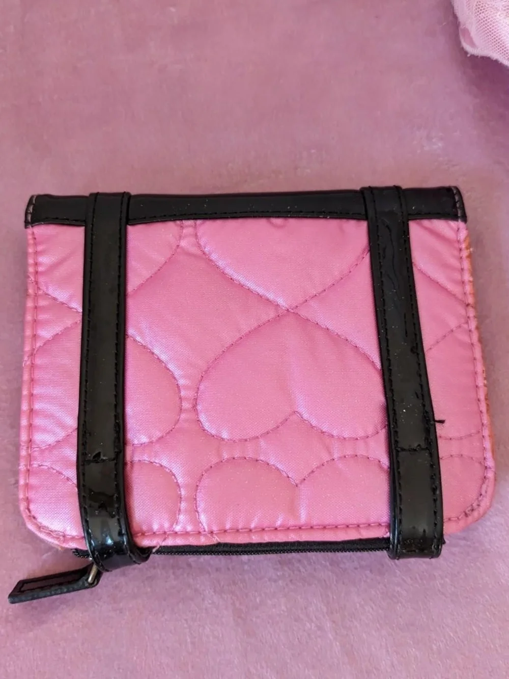 Hello Kitty Pink Wallet Puffer Jacket Look Surface